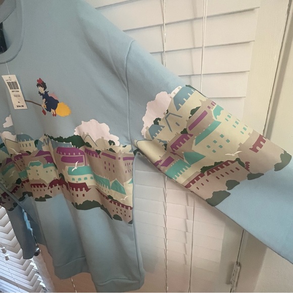 Studio Ghibli/Kiki’s Delivery Service Skyline Scenic Crew Long-Sleeve (NWT) - Picture 5 of 9